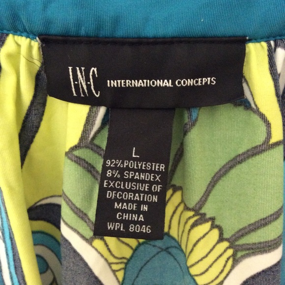 (2) Sz LRG, INC brand tanks. - Picture 5 of 8